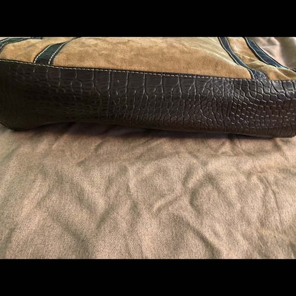 Suede laptop tote with brown accents - Picture 2 of 11